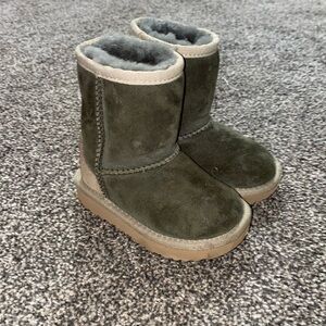 Toddler Ugg